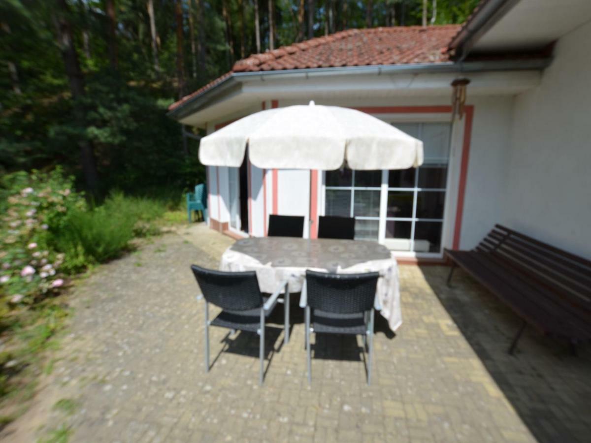 Вилла Comfortable Detached House With Large Garden Klokoci Экстерьер фото